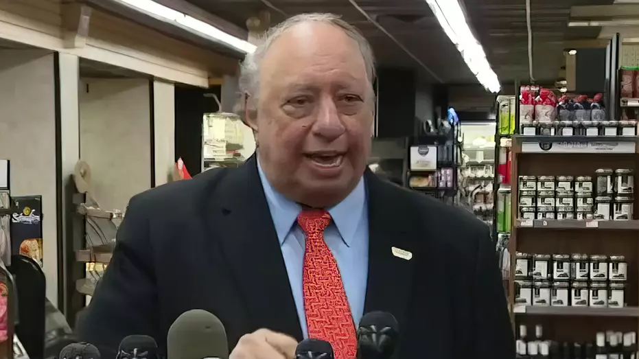 Grocery Chain CEO Warns Against City-Owned Supermarkets Amid NYC Mayoral Race