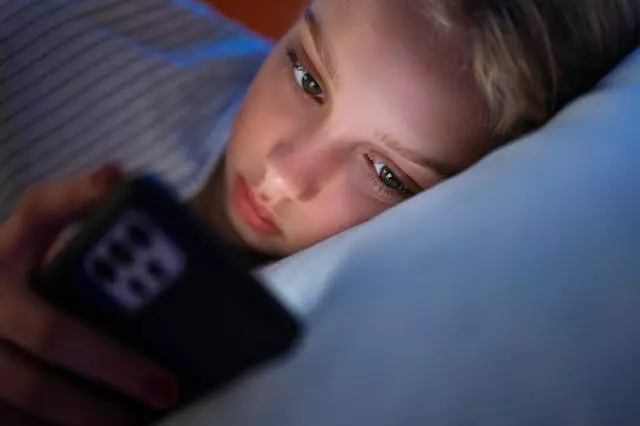 Understanding Screen Usage and Youth Mental Well-being: Beyond Mere Time
