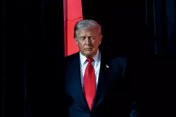 Unveiling the Headlines: Epstein Files and Ukrainian Protests