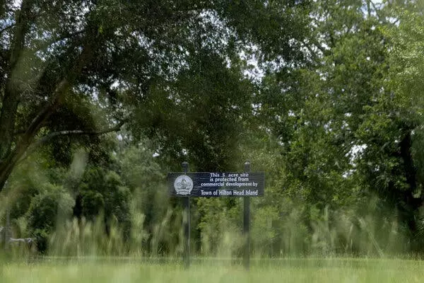Gullah Geechee Community Fights for Ancestral Land on Hilton Head Island