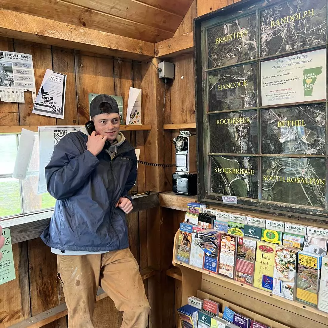 Engineer Revitalizes Pay Phones for Community Connection