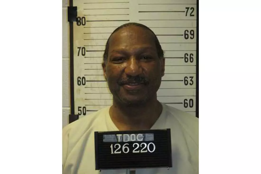 Tennessee Execution Faces Ethical Dilemma: Inmate with Active Defibrillator