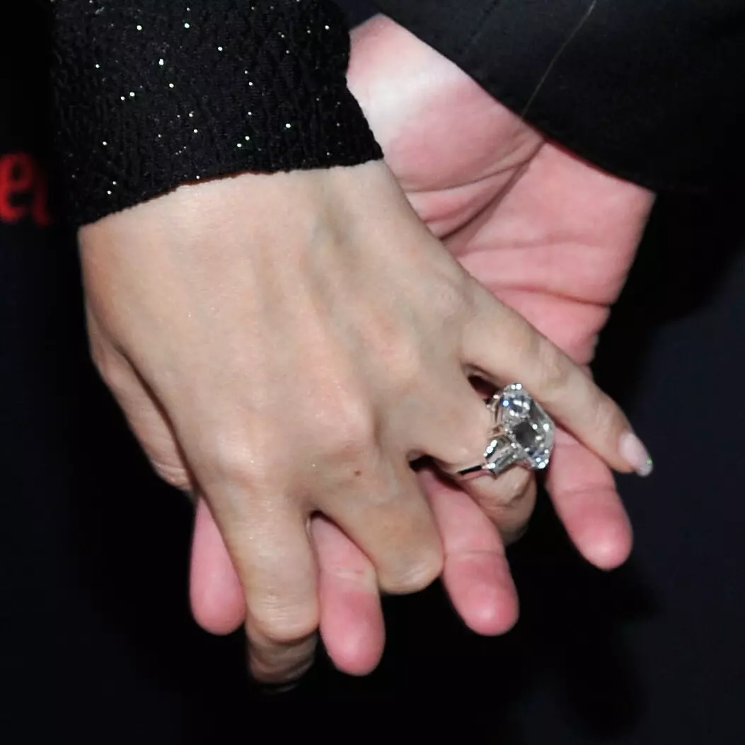 Georgina Rodríguez's Engagement Ring Sparks Global Conversation