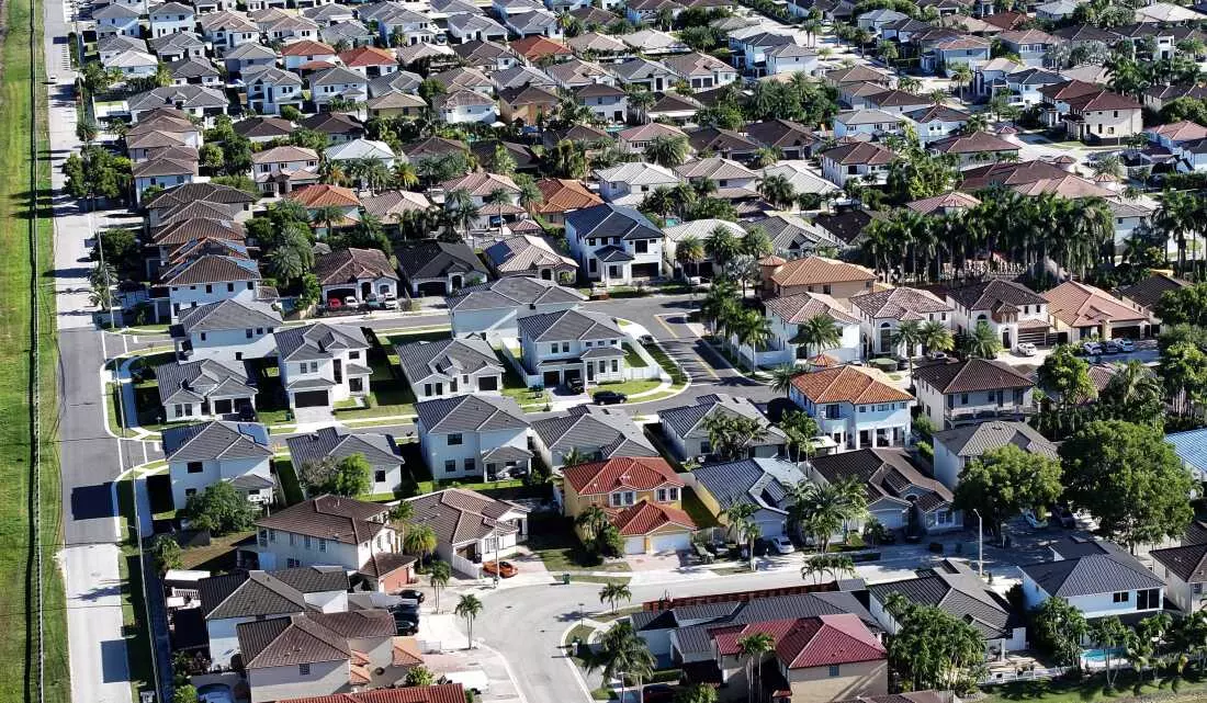 Housing Market Thaws: Signs of Improvement Amidst High Rates
