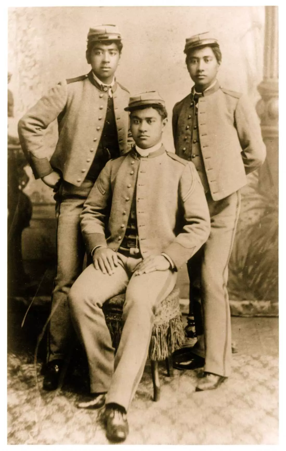Hawaiian Princes Introduce Surfing to the U.S. Mainland