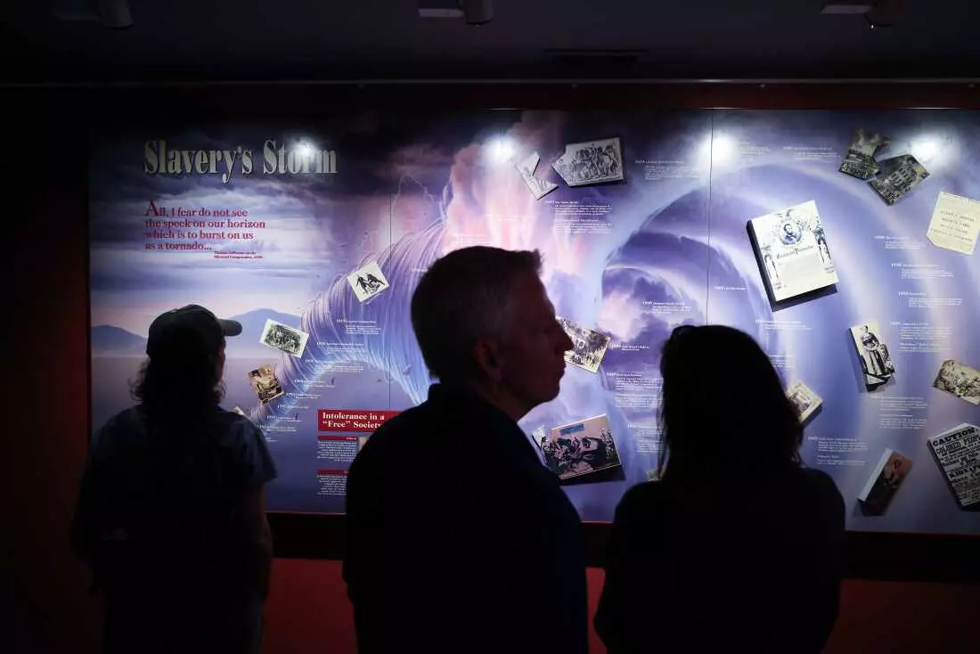 Museums Confront Declining Attendance and Financial Hardship in 2025