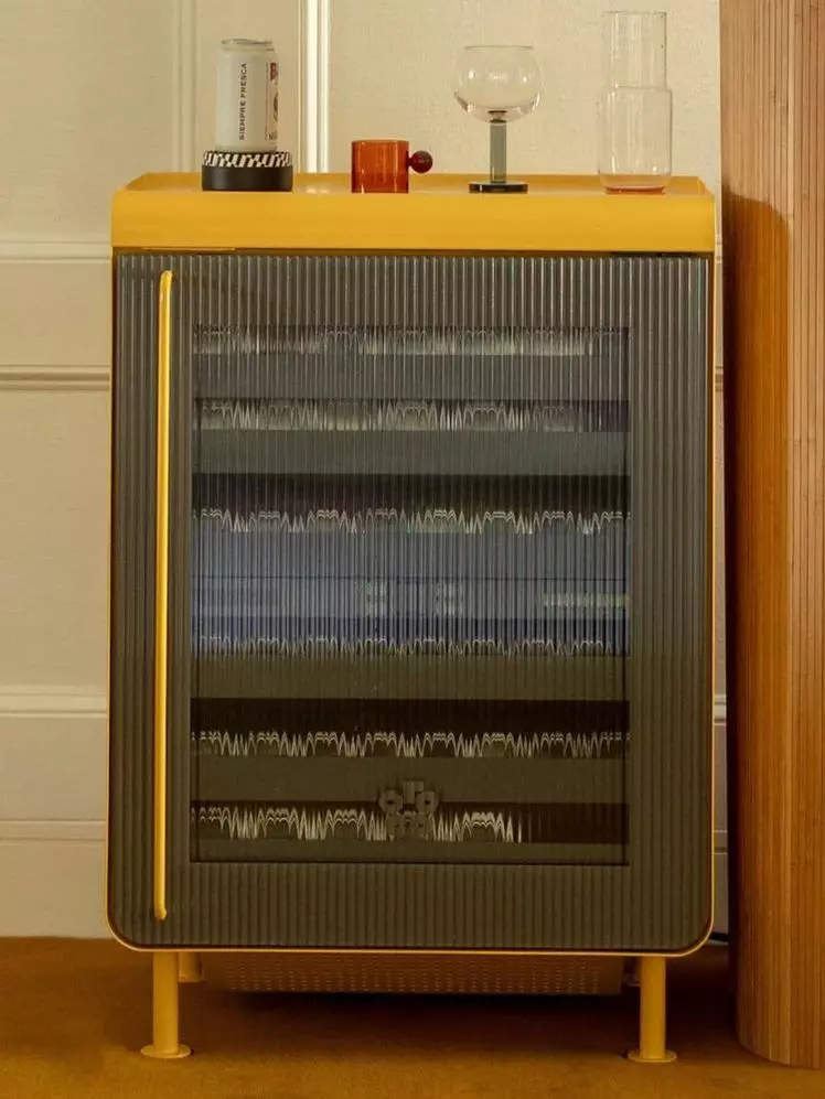 Rocco Smart Fridge: The Ultimate Hosting Companion