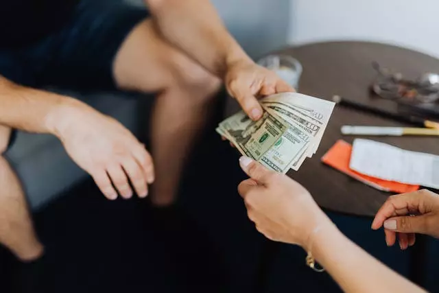 Pay Later Loan Options: How They Work and Key Terms