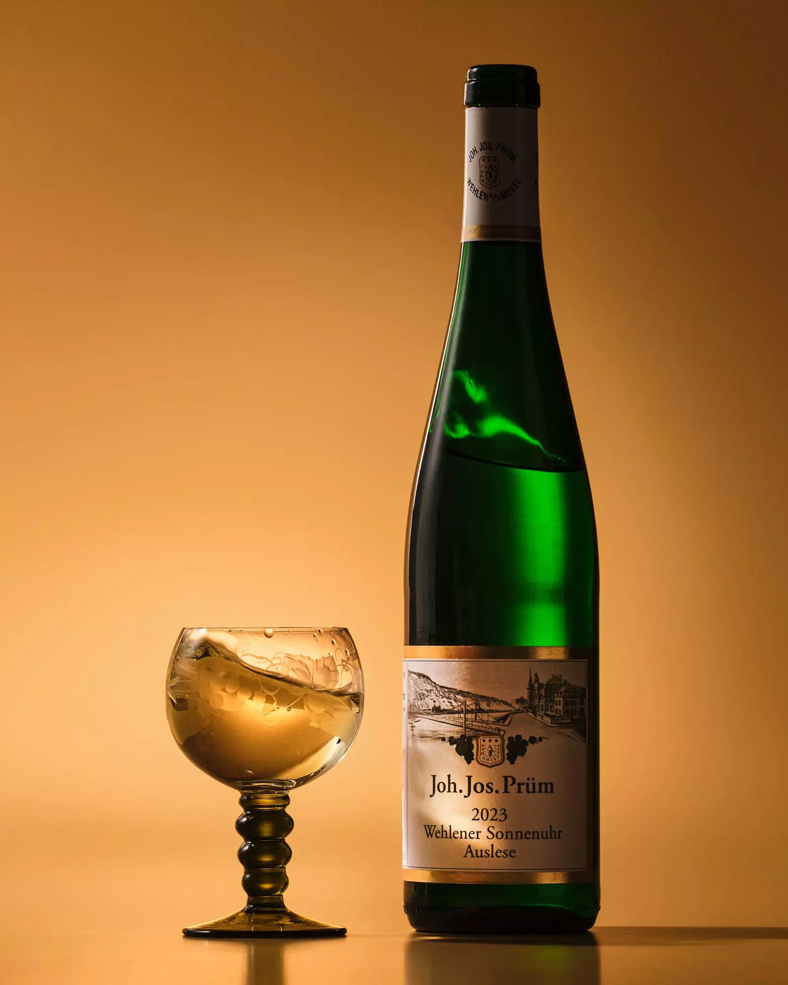 Winter White Wine Essentials: A Guide to Richer Tastes