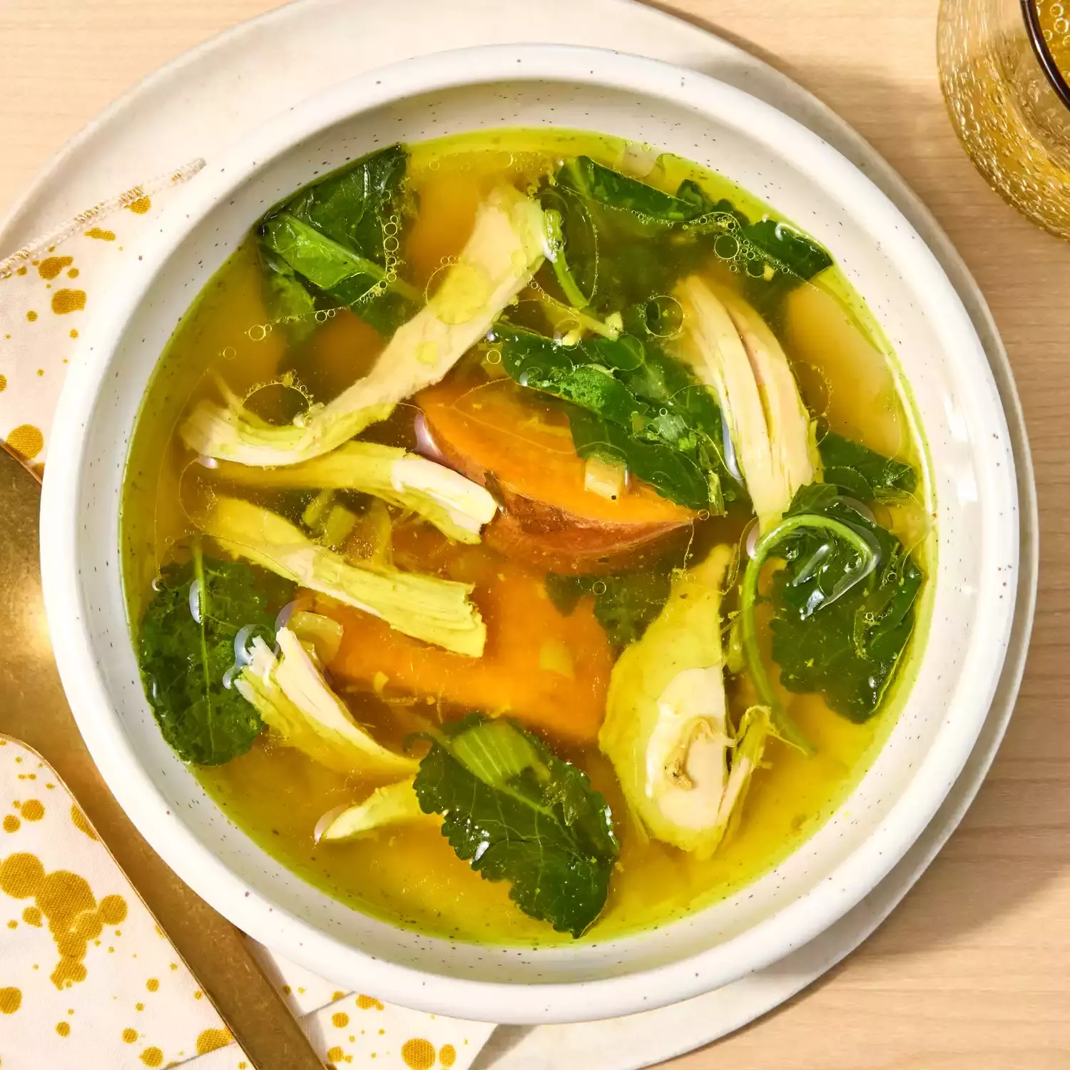 18 Heartwarming Broth-Based Soups Perfect for the Mediterranean Diet
