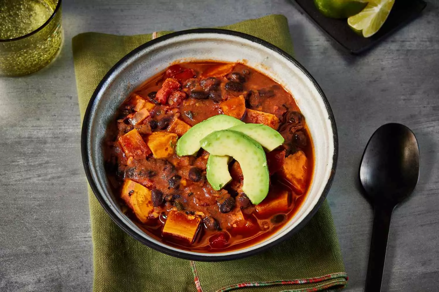 Effortless Weeknight Wonders: Quick and Flavorful Slow Cooker Dinners