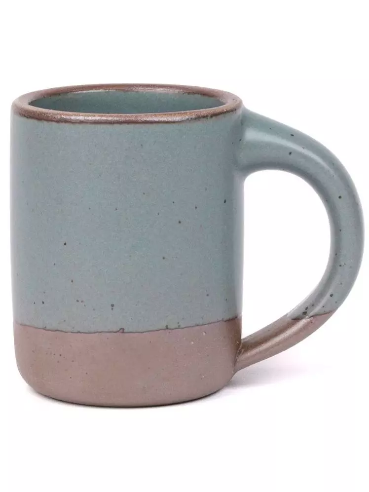 The Ultimate Guide to Coffee Mugs: From Craftsmanship to Smart Technology