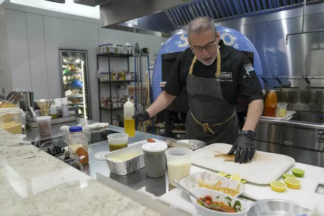 Navigating Economic Headwinds: How Chain Restaurants Maintain Affordability Amid Rising Costs