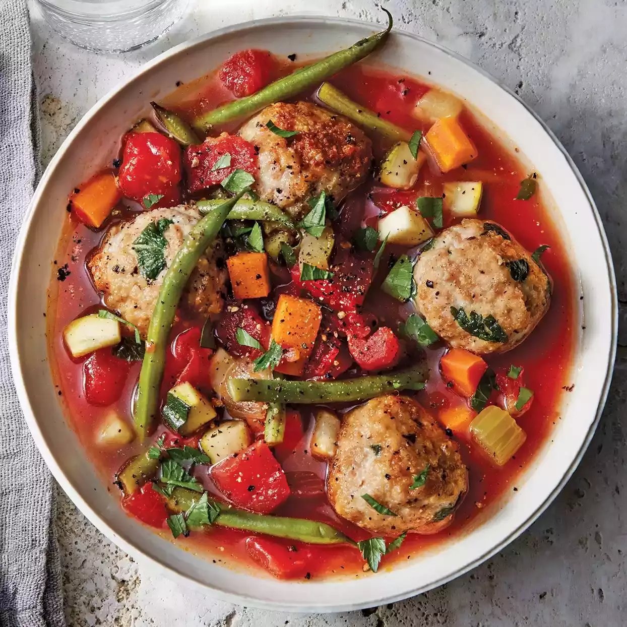 Effortless Slow-Cooker Chicken Meals: A Collection of Flavorful Recipes