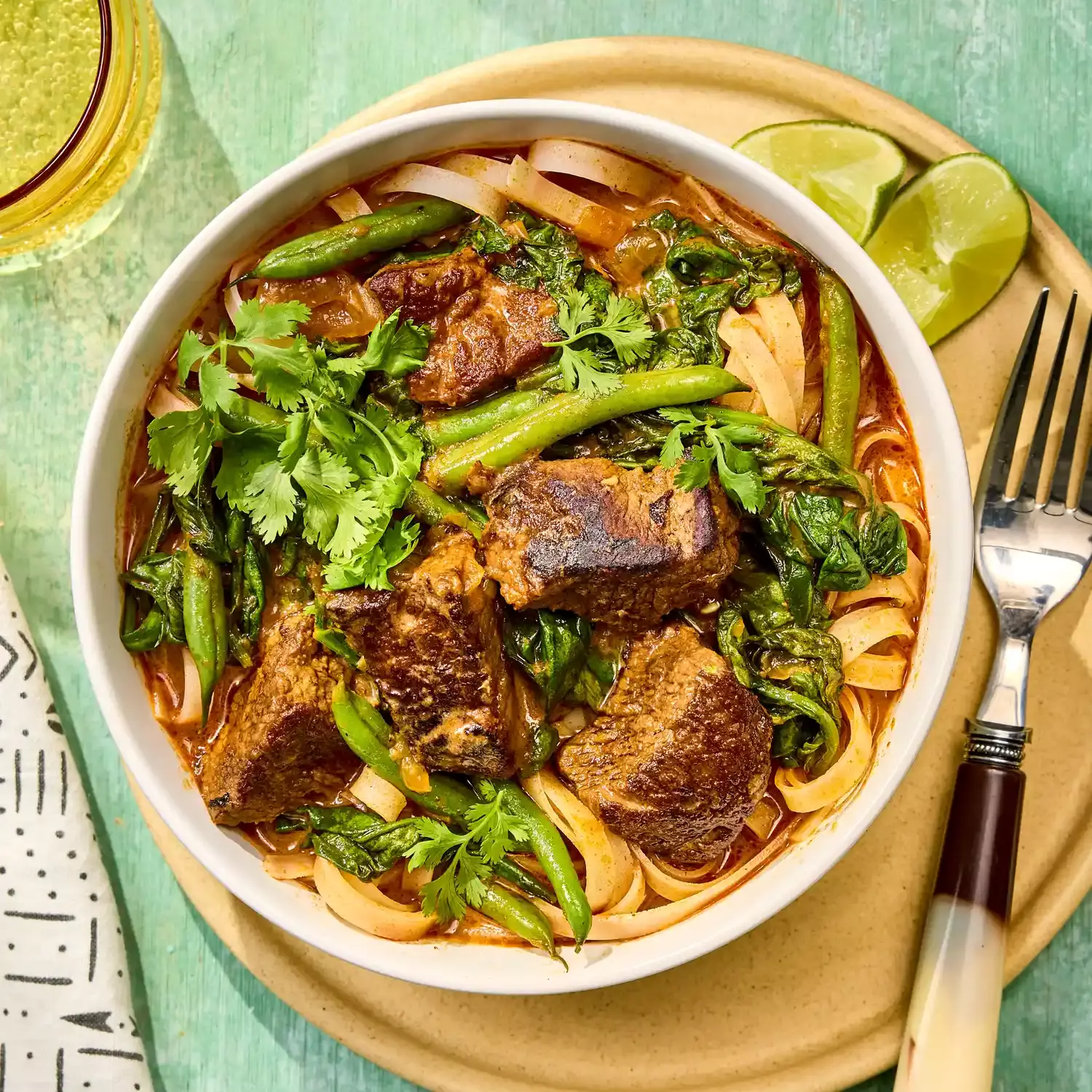 Effortless Delights: Top 20 Slow-Cooker Recipes for Busy Lives