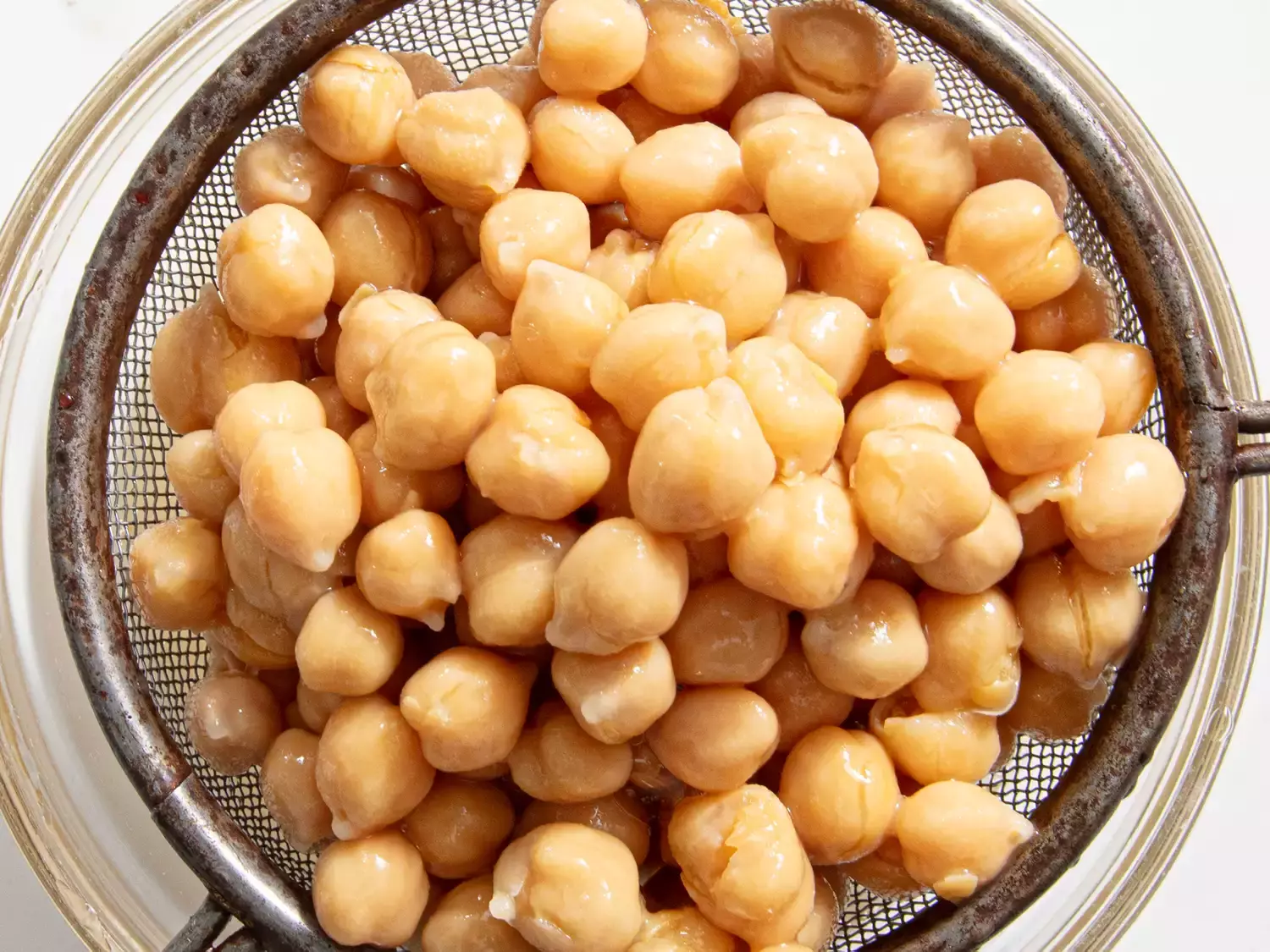 Achieving Ideal Tenderness: A Guide to Softening Canned Chickpeas and Other Beans