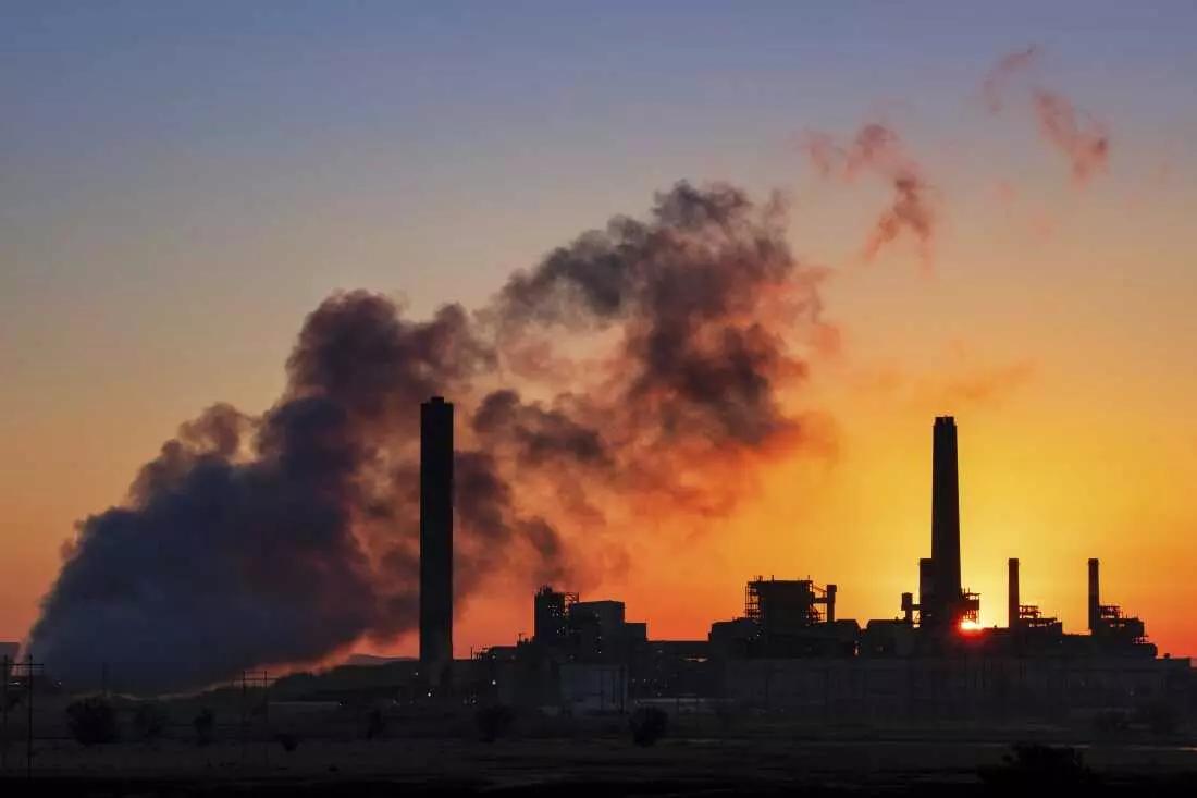 EPA Alters Approach to Air Pollution Rule Cost-Benefit Analysis