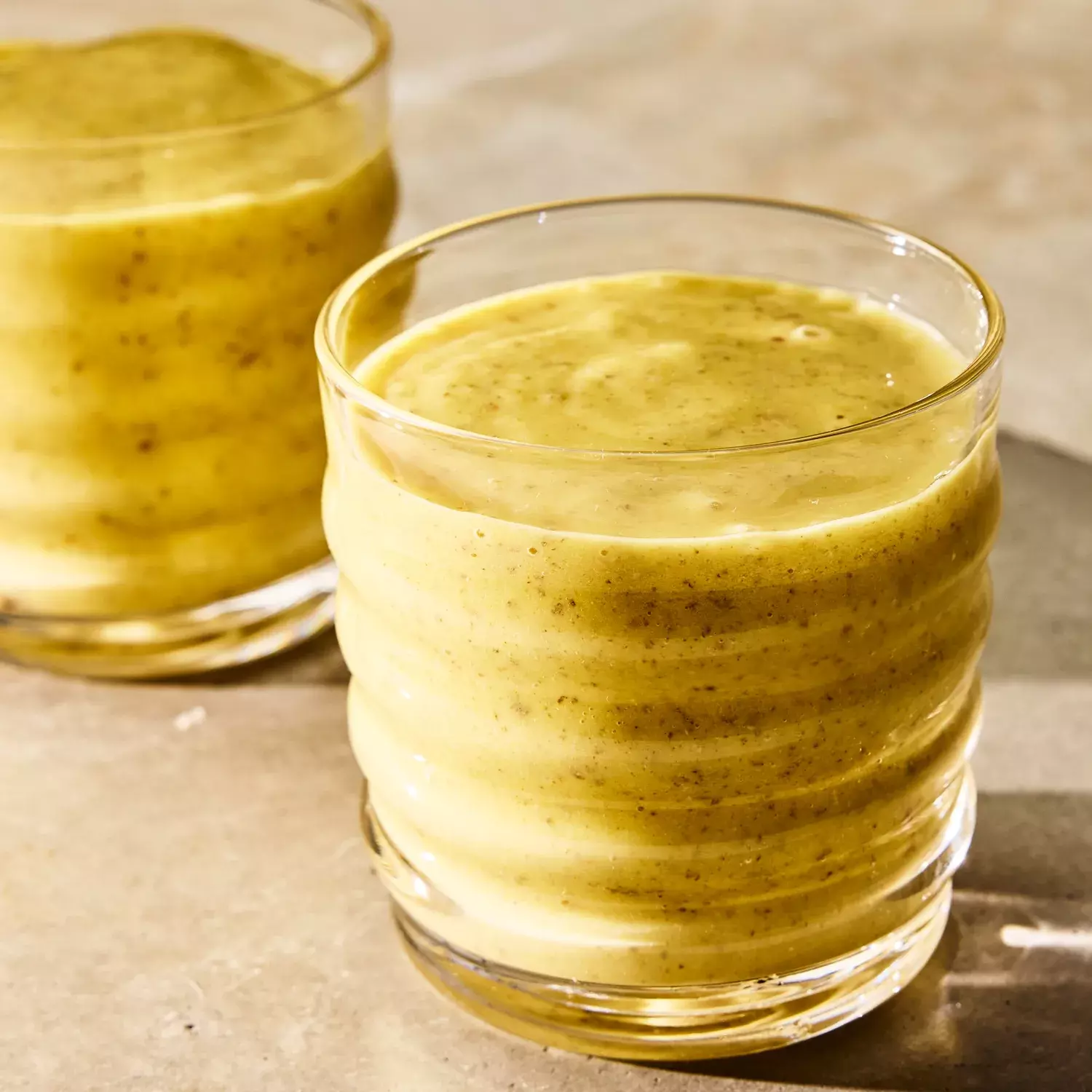 Tropical Power-Up: The Pineapple, Mango & Peach Chia Smoothie for a Vibrant Start
