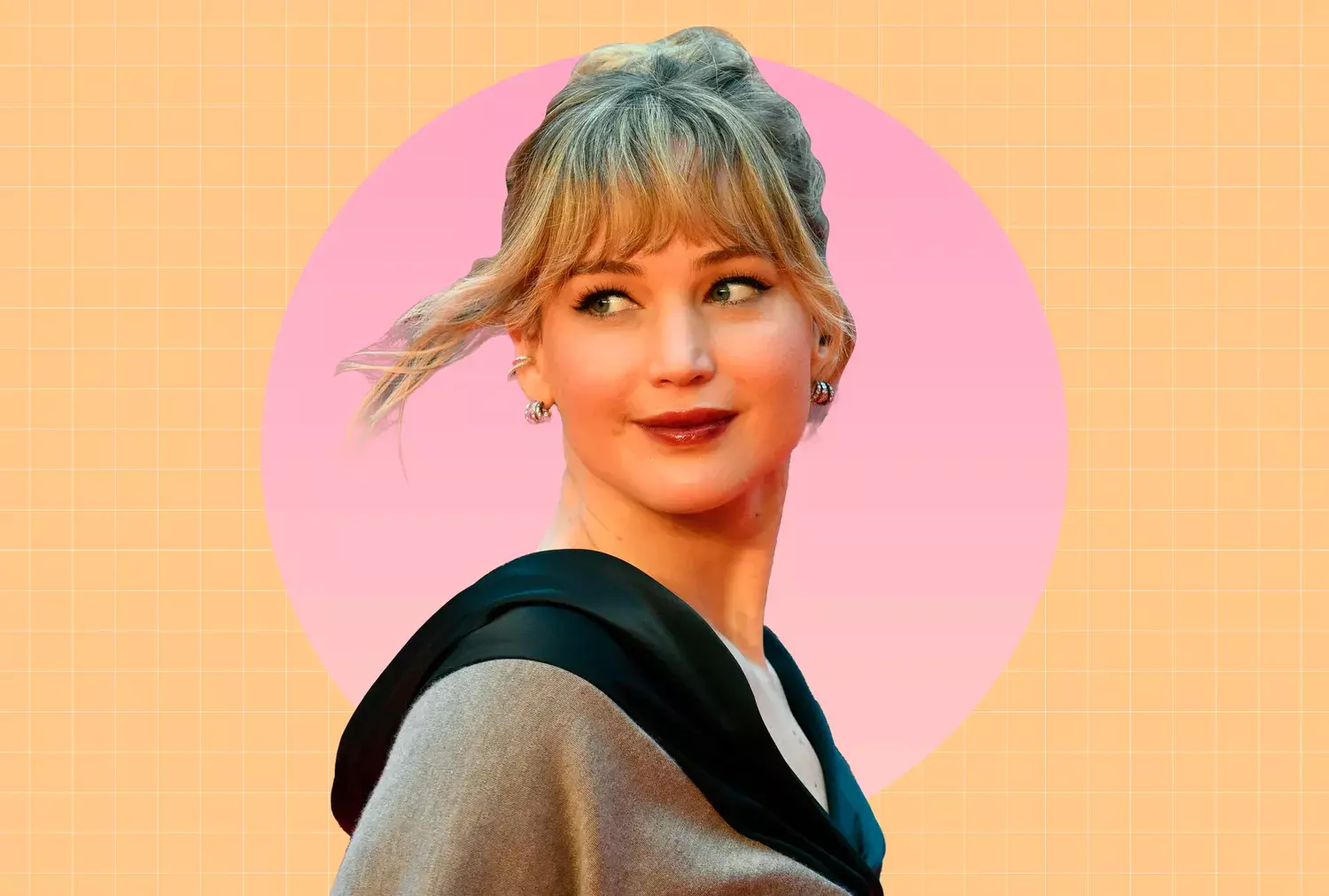 Jennifer Lawrence's Airport Snack Indulgence: Doritos and Dietitian Insights