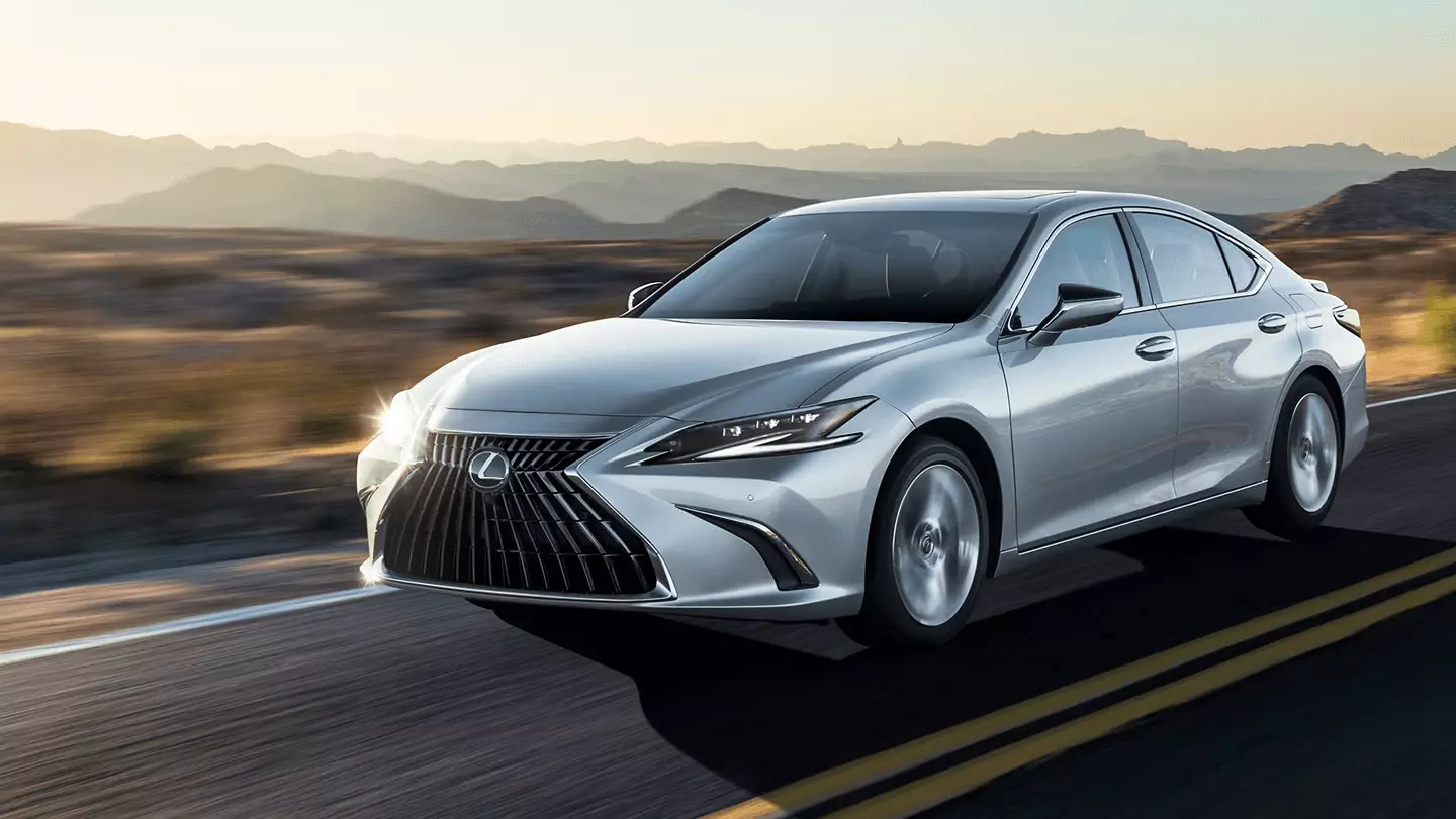 Lexus Concludes US ES Production, Embraces Electrified Future