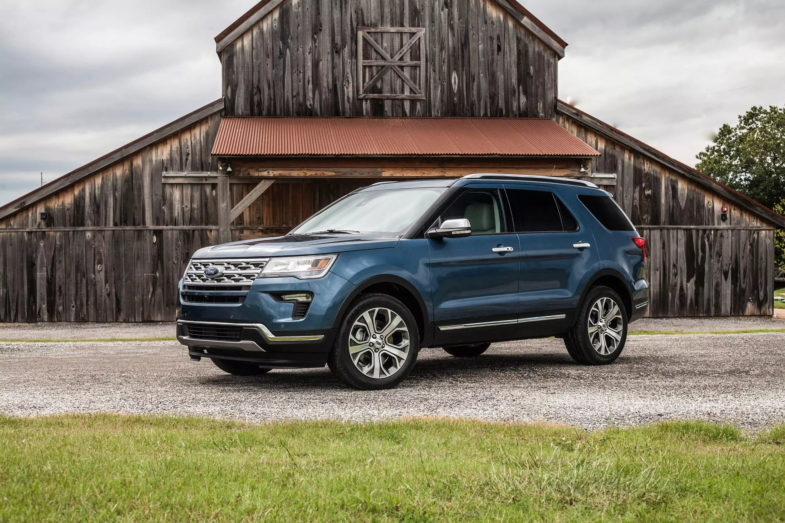 Ford Recalls Explorer SUVs Over Persistent Suspension Issues