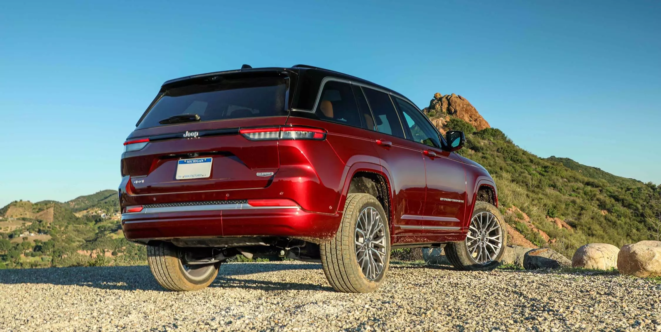 2026 Jeep Grand Cherokee: Redefining Performance and Luxury