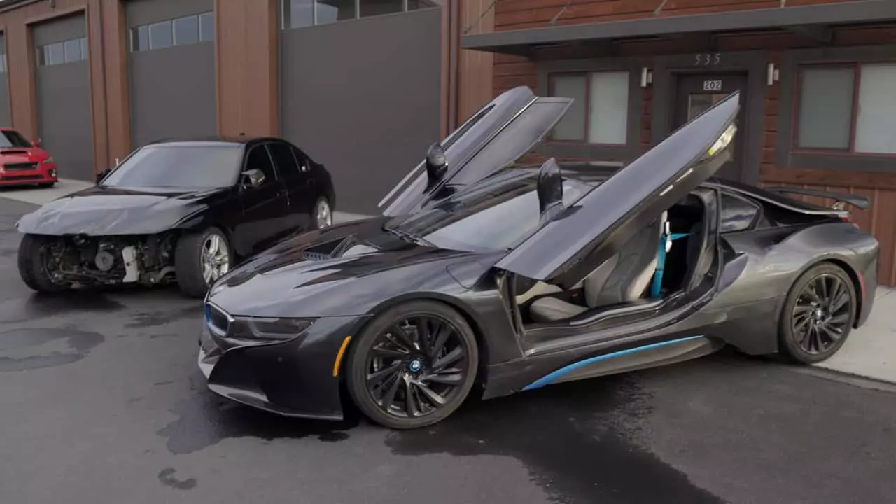 Enthusiast Reimagines BMW i8 with a Potent Straight-Six Engine