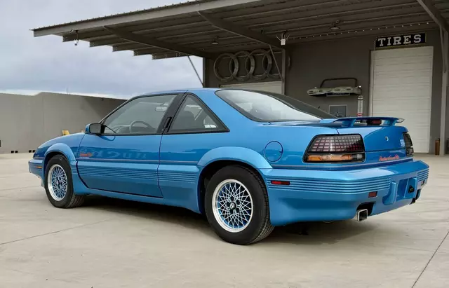 Rare Richard Petty Edition 1992 Pontiac Grand Prix with Manual Transmission Hits Auction Block
