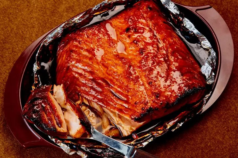 The Culinary Buzz: A Honey-Glazed Salmon Sensation