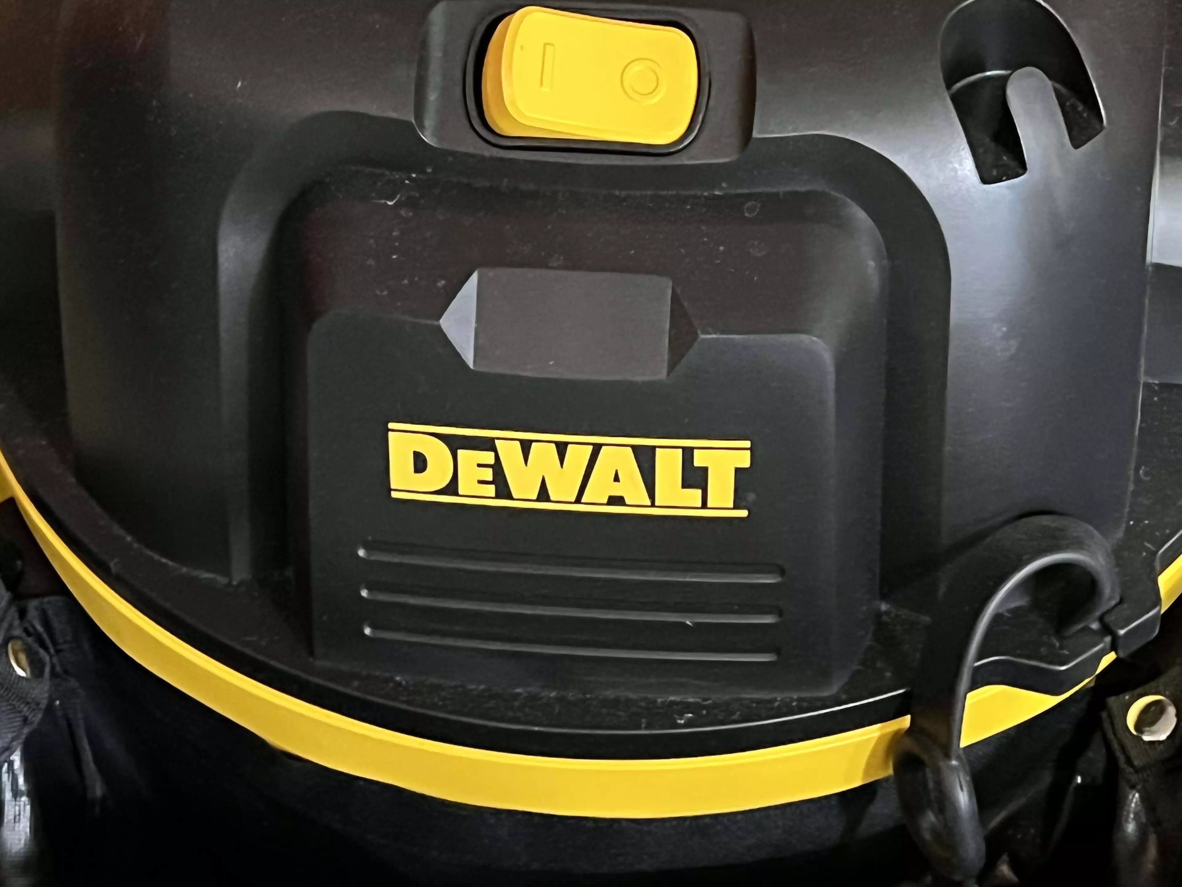 Unbeatable Deal: DeWalt's 20V Max XR 1/4-Inch Impact Driver Now Over 50% Off at Walmart