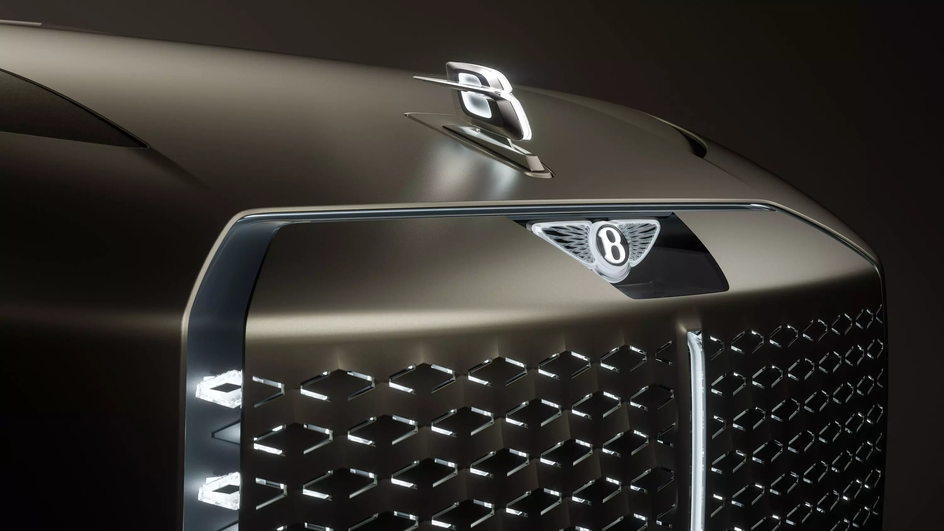 Bentley's EV Strategy Shift: A Glimpse into Future Mobility
