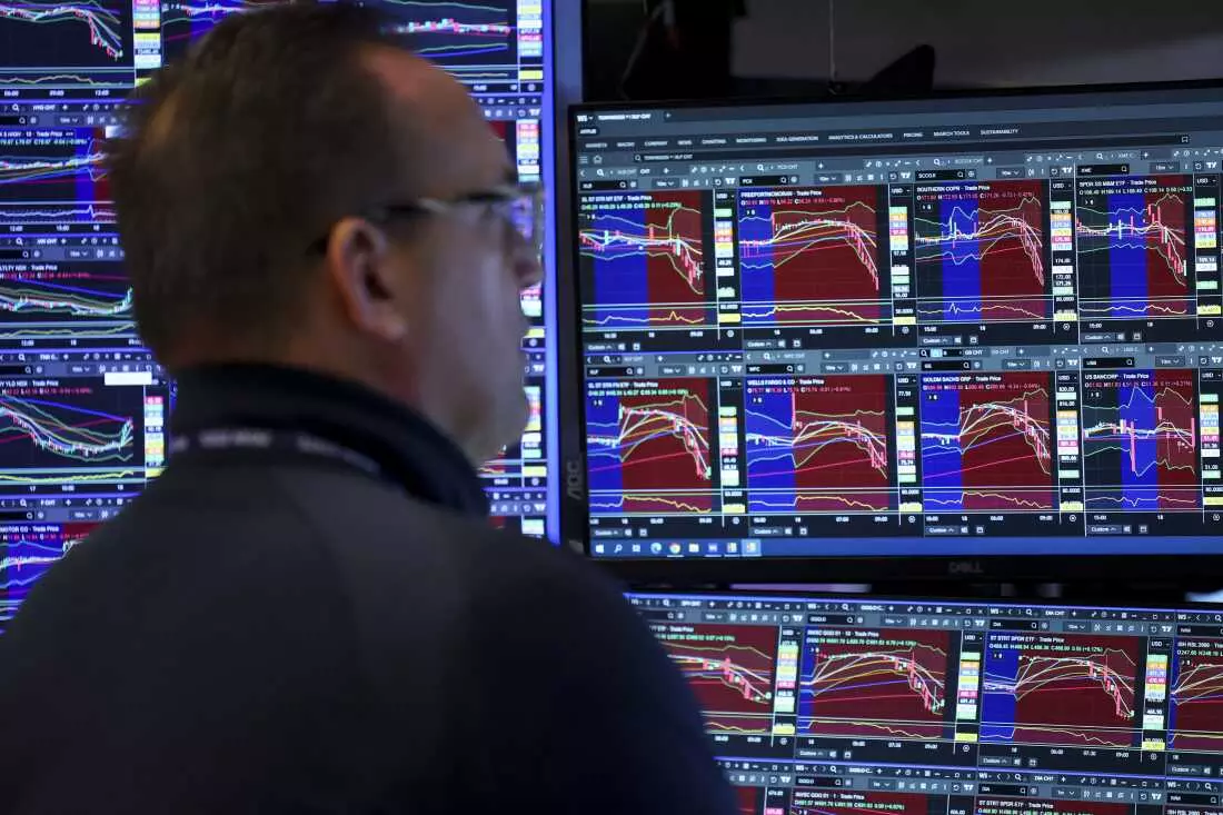 The Hidden Dangers of Private Credit: A Looming Crisis on Wall Street?