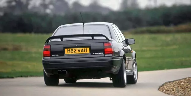 The Enduring Legacy of the 1991 Lotus Carlton
