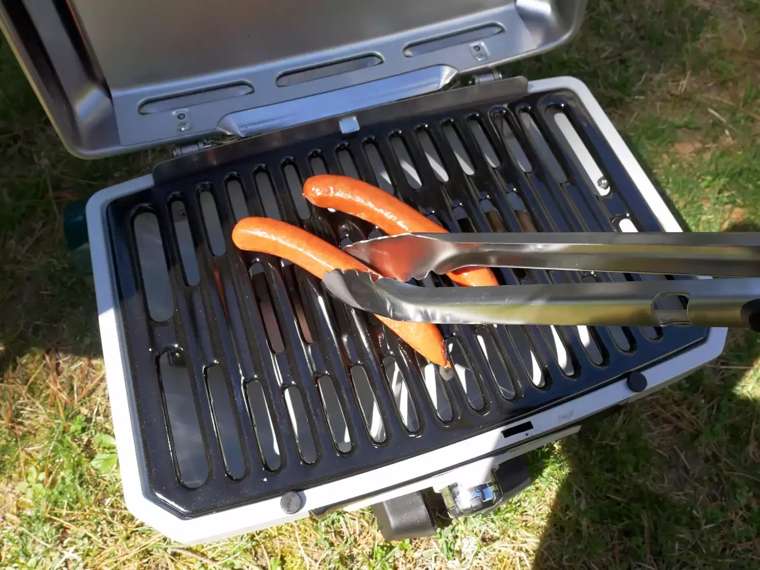 The Ultimate Guide to Choosing the Best Grilling Tongs