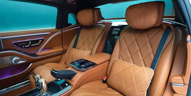 2027 Mercedes-Maybach S-Class Interior: A Glimpse into Future Luxury