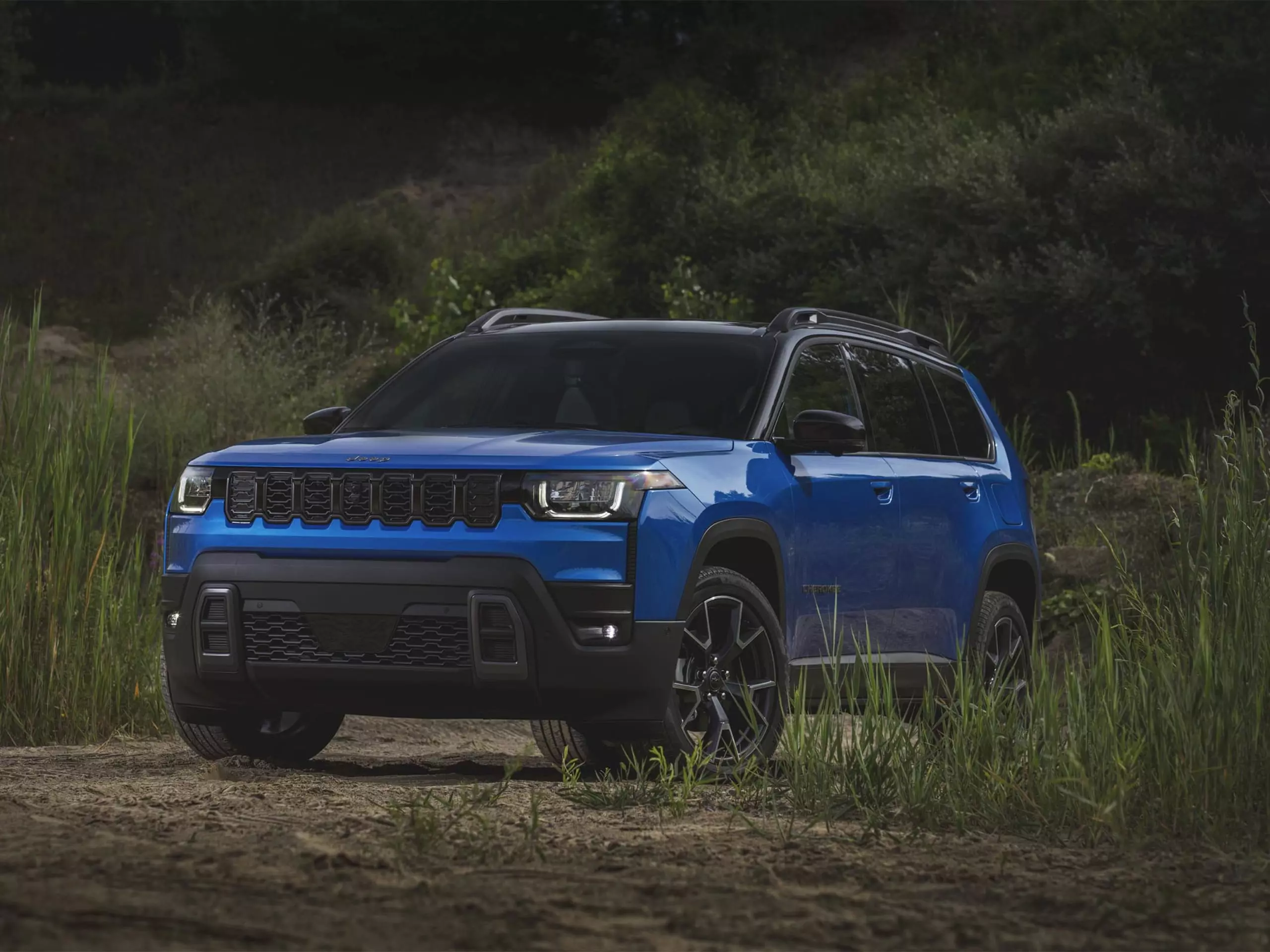 Jeep Cherokee Production Halted Amidst Supplier Dispute: Delivery Delays Expected