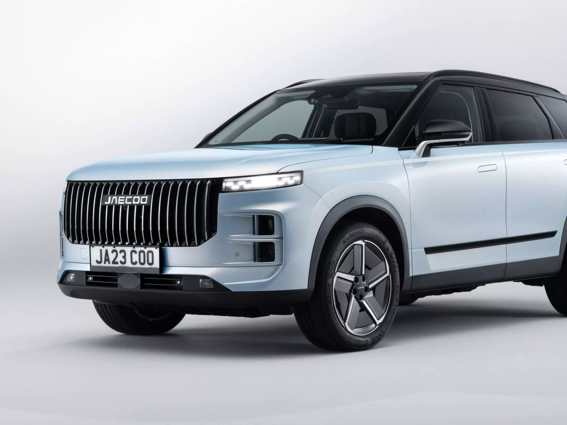 Jaecoo 7 Dominates UK Market, Signals Chinese Auto Industry's Rising Influence