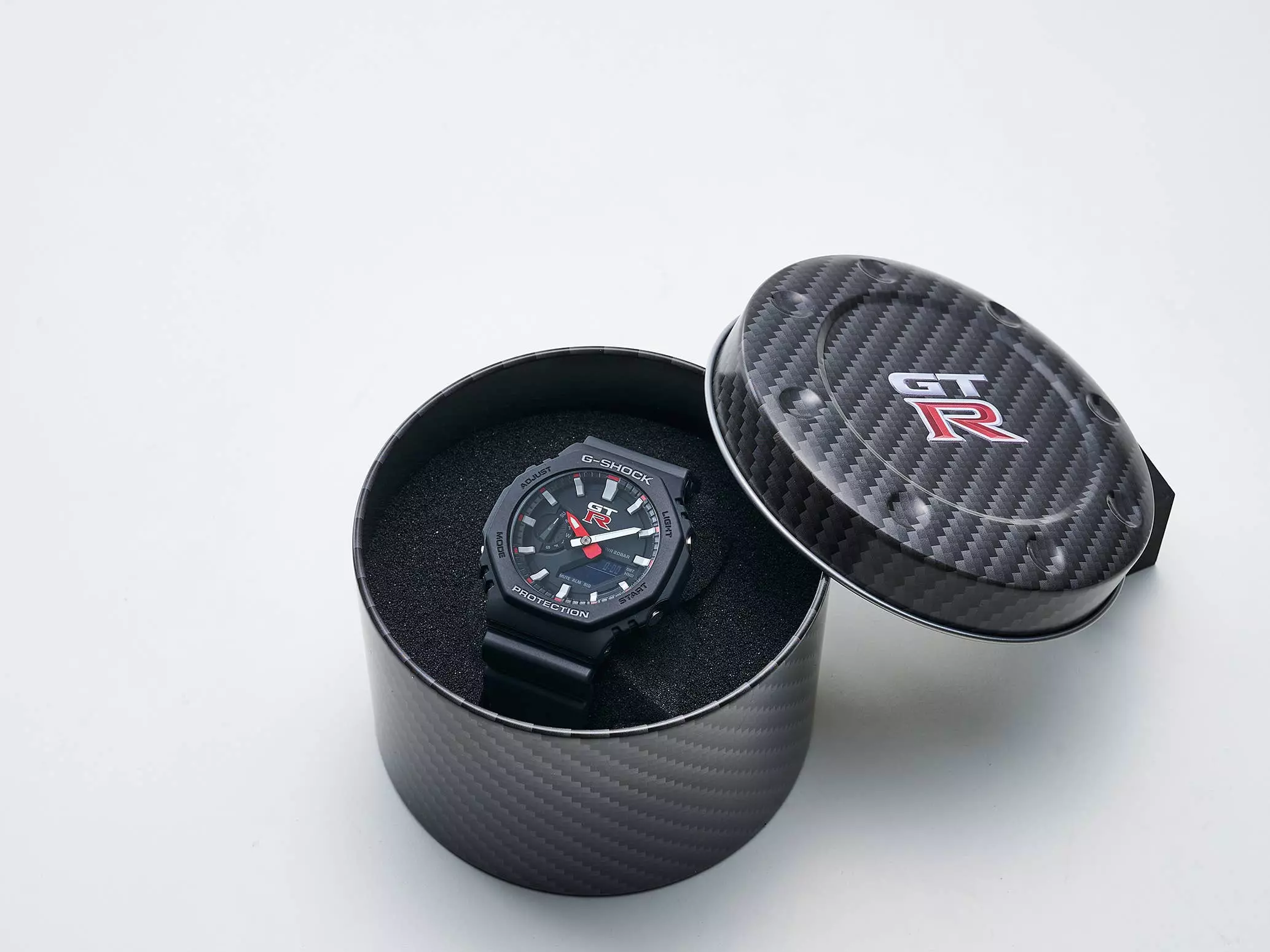 Nissan Expands Lifestyle Collection with 115 New GT-R and NISMO Items