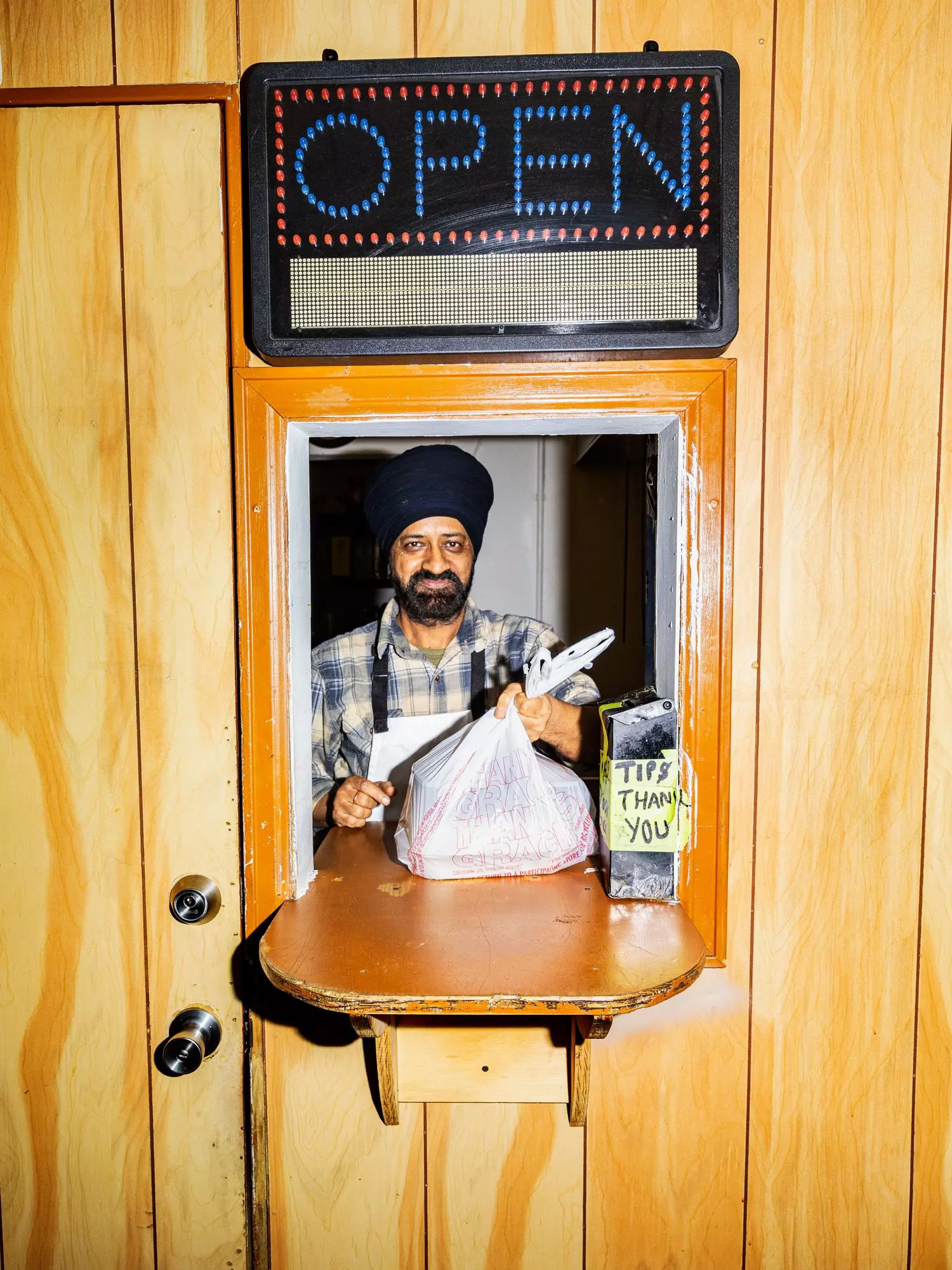 Akal Travel Center: A Culinary Oasis for Truckers in Wyoming