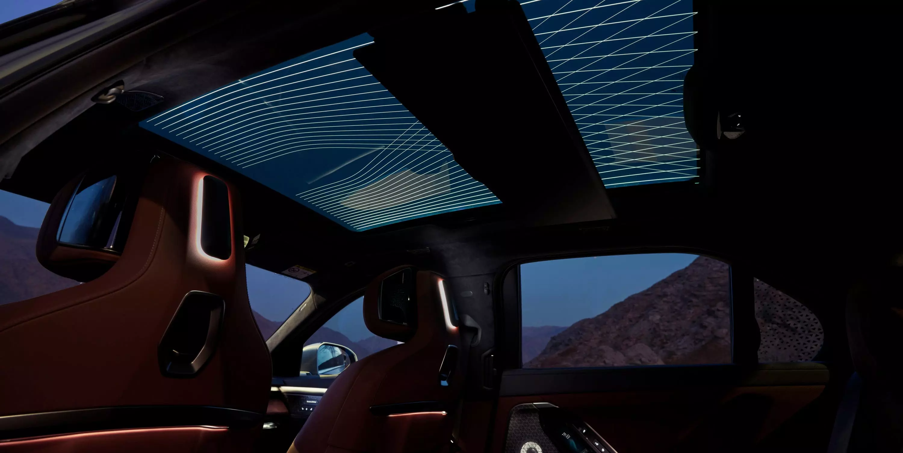 2027 BMW i7: Luxurious Interior Revealed