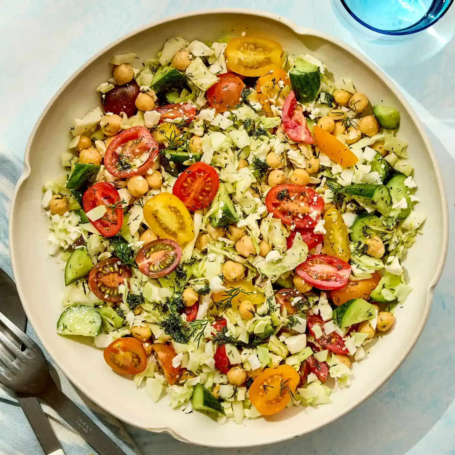 Refreshing Chickpea and Vegetable Medley: A Quick and Healthy Salad