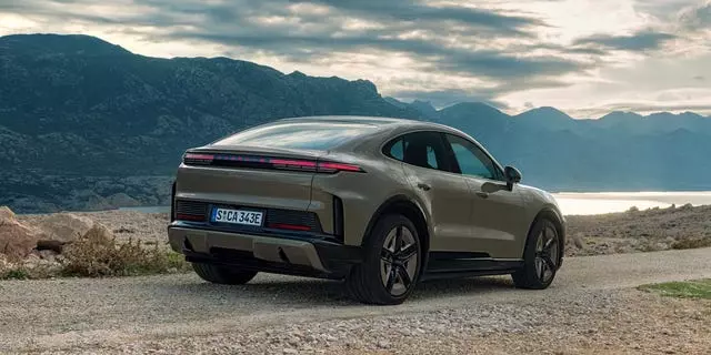 2026 Porsche Cayenne Coupe Electric Unveiled with Impressive Performance