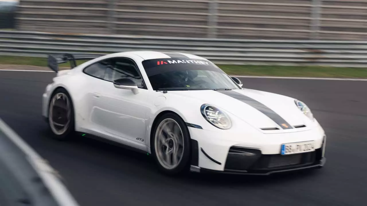 Porsche 911 GT3 Manthey Achieves New Nürburgring Record