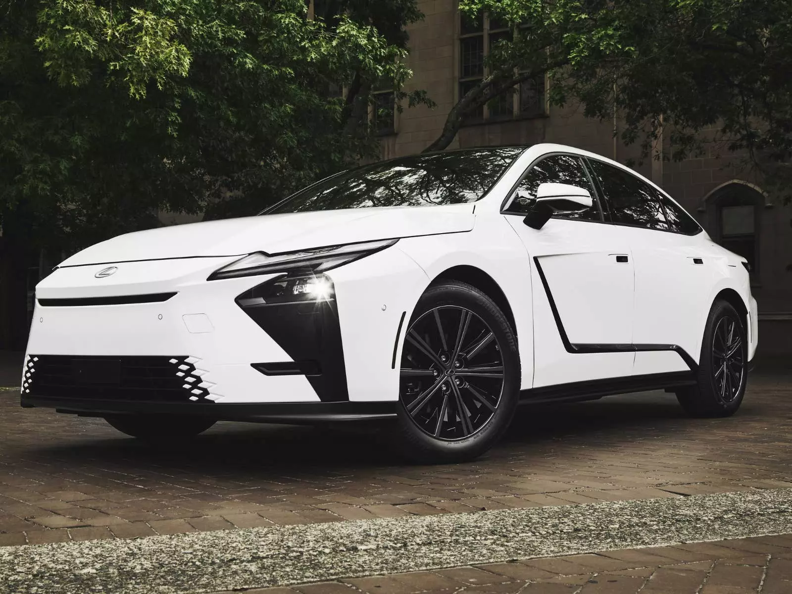 2026 Lexus ES Hybrid: Pricing and June Availability Announced