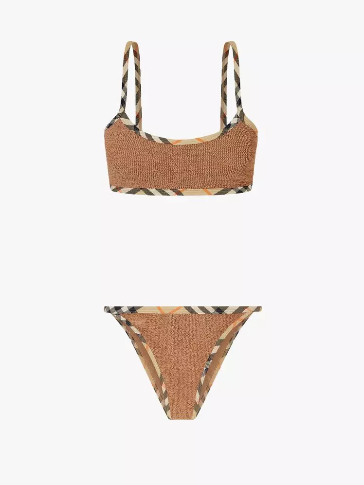 The Hottest Fashion Items Right Now: A Fashion Insider's Picks