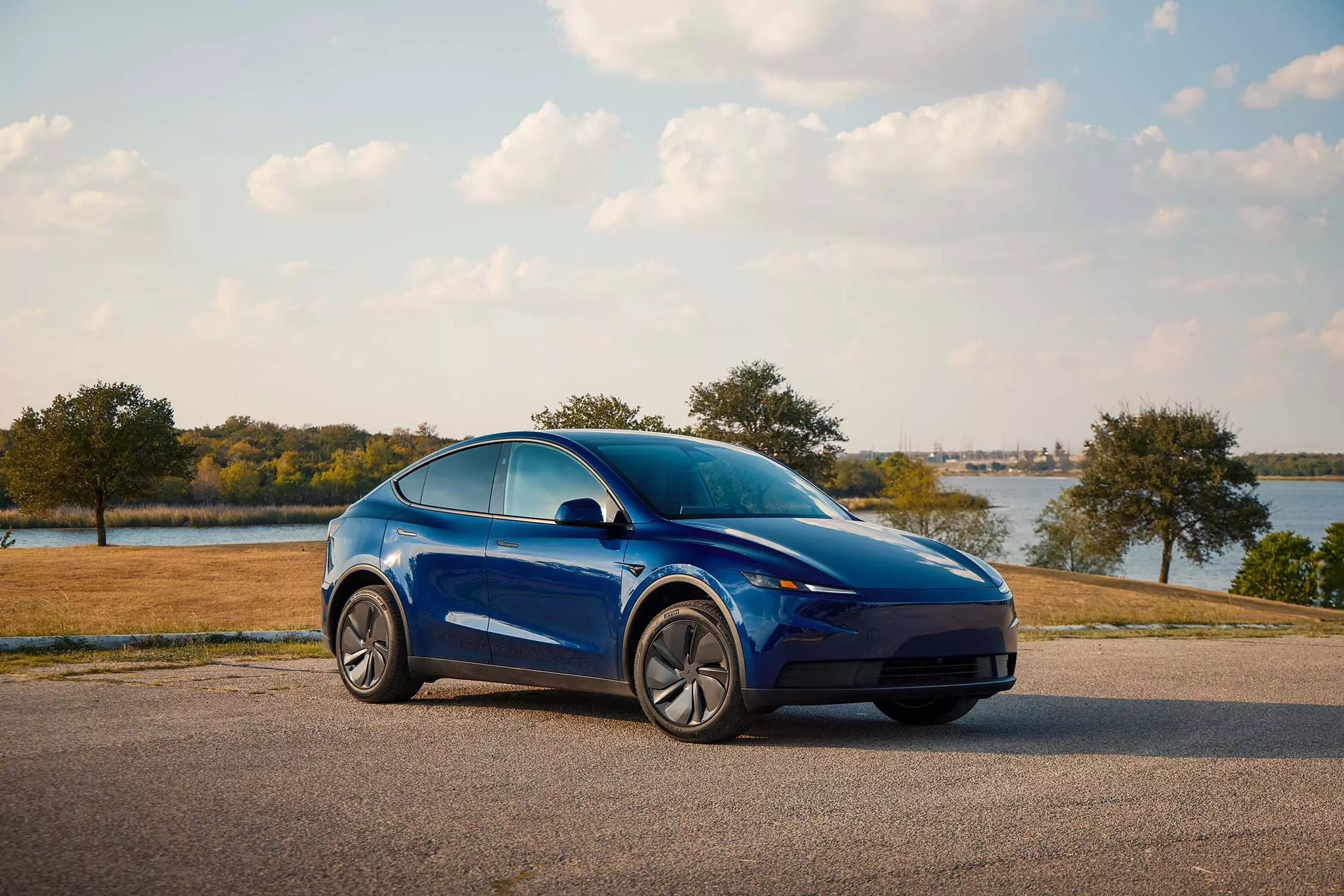 Choosing the Optimal 2026 Tesla Model Y Trim