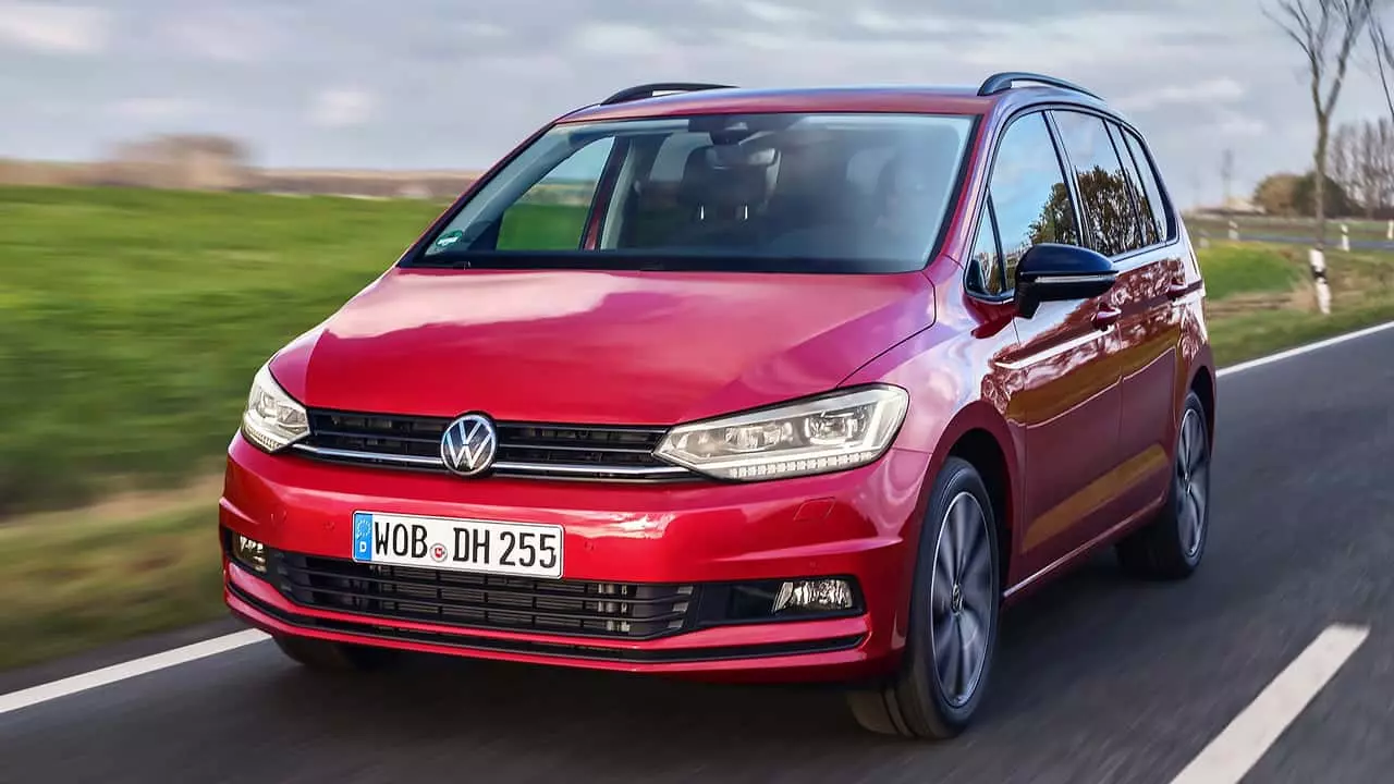 Volkswagen Discontinues Touran Minivan After 11 Years
