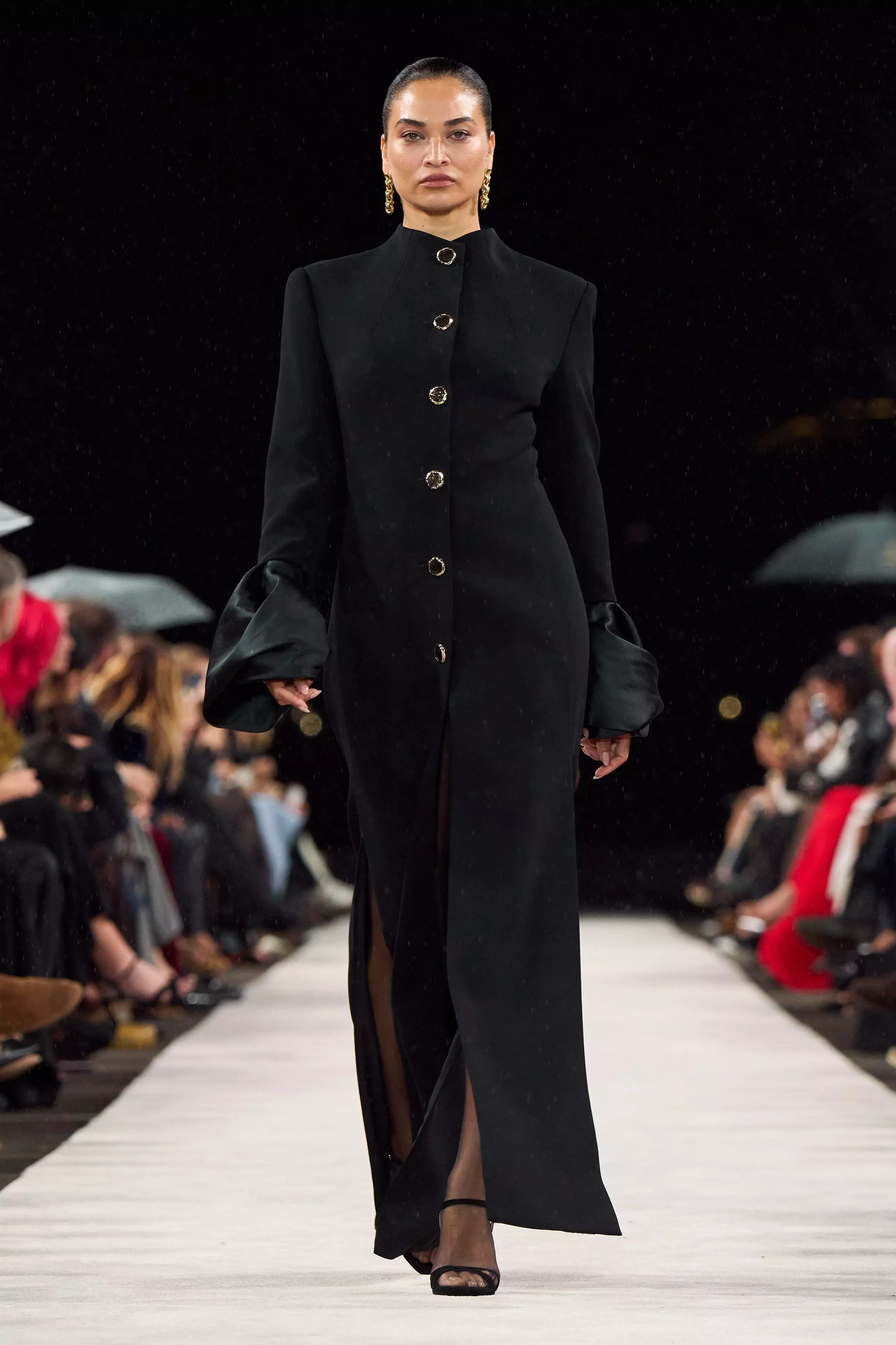 Carla Zampatti's Resort 2027 Collection: A Vision of Australian Elegance
