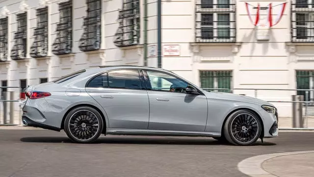 Choosing the Optimal Mercedes-Benz E-Class: The E450 4Matic Pinnacle