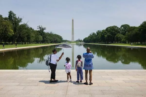Lincoln Memorial Reflecting Pool Undergoing Costly Renovation